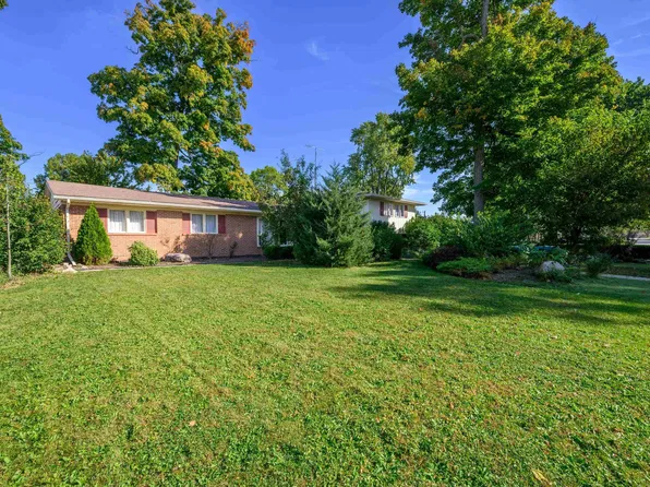 2308 W Purdue Ave, Muncie, IN 47304