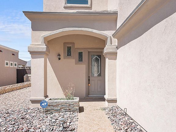 3rd image of 11541 Merejildo Madrid St