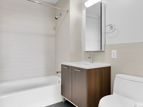 5th image of 1115 Broadway APT 8H