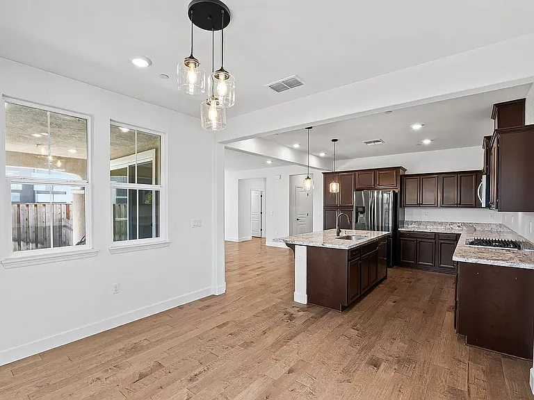 119 Chickadee Ln — Photo 10