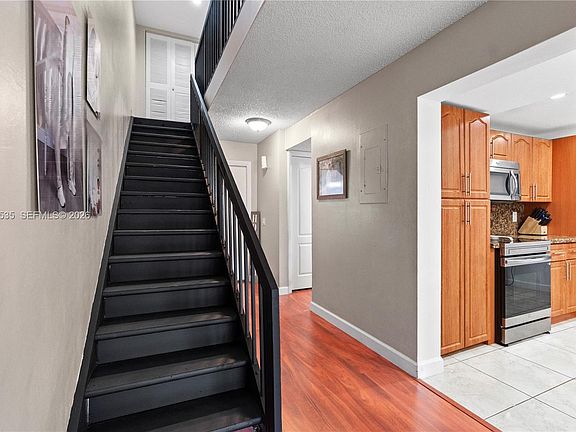 5th image of 1523 NW 113th Way