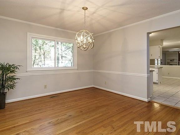 5th image of 114 Butternut Dr