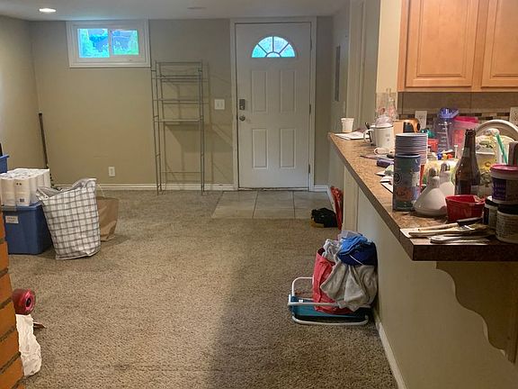 3rd image of 1002 Peterson St #B