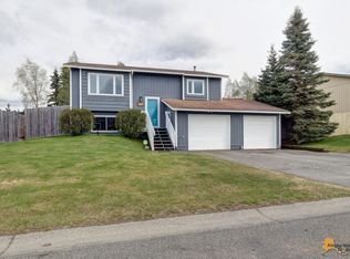 11731 Suncrest Cir, Anchorage, AK 99515