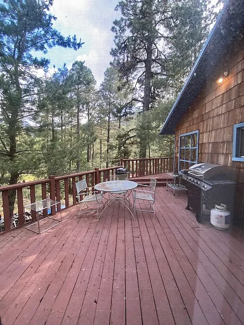 4 bed, 2.0 bath, $2,500 — Photo 3