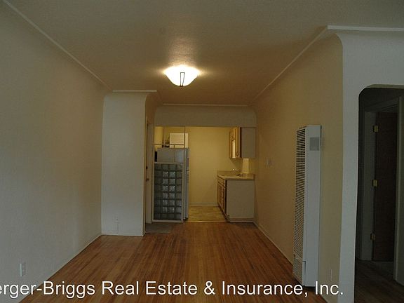 3rd image of 1209 Mlk Ave NE APT 4