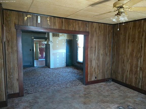 4th image of 310 Howard St