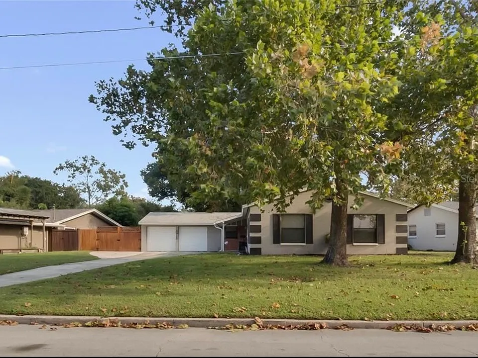 2912 Tradewinds Trl