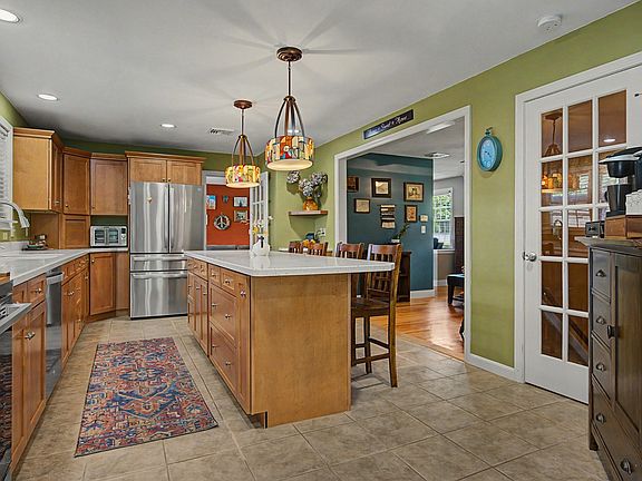 5th image of 15 Pheasant Hill Rd