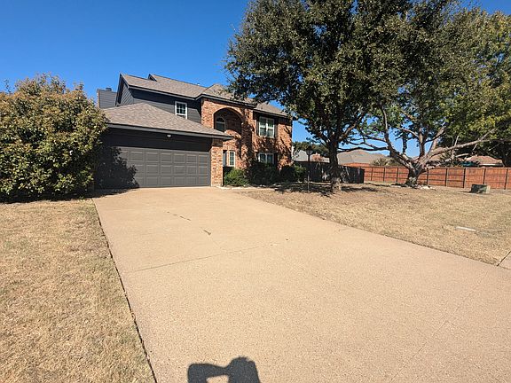 2nd image of 2221 Bershire Dr
