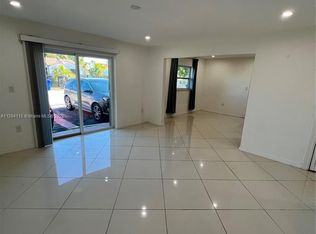 3511 SW 25th St, Miami, FL 33133