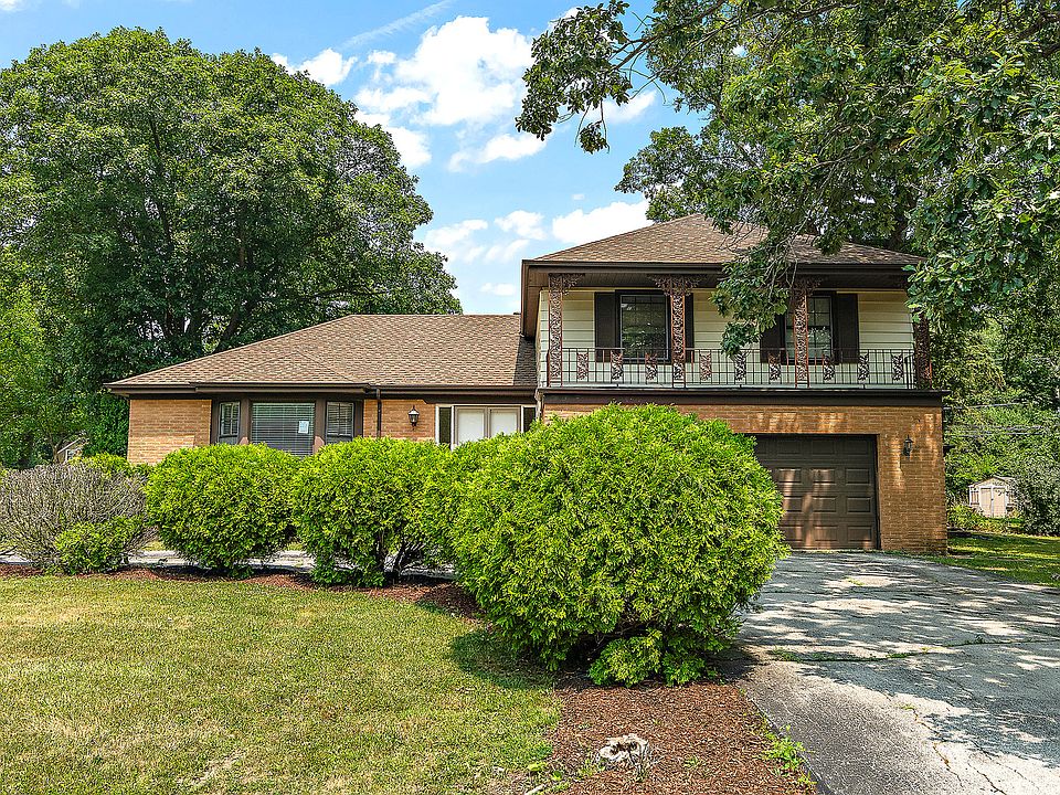 1st image of 20707 Greenwood Ct