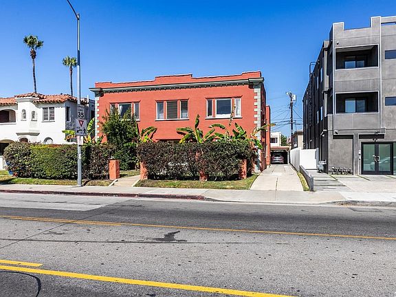 2nd image of 1451 S Fairfax Ave