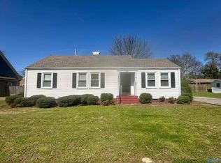 202 Kent Rd SW, Huntsville, AL 35801