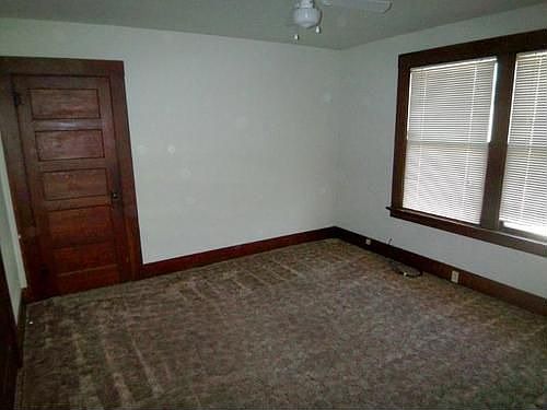 5th image of 1014 W 5th St