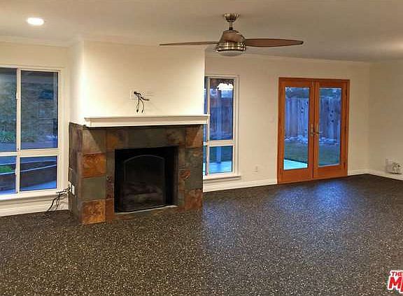 3rd image of 124 Teasdale St