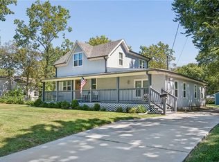 312 S Church St, Olathe, KS 66061