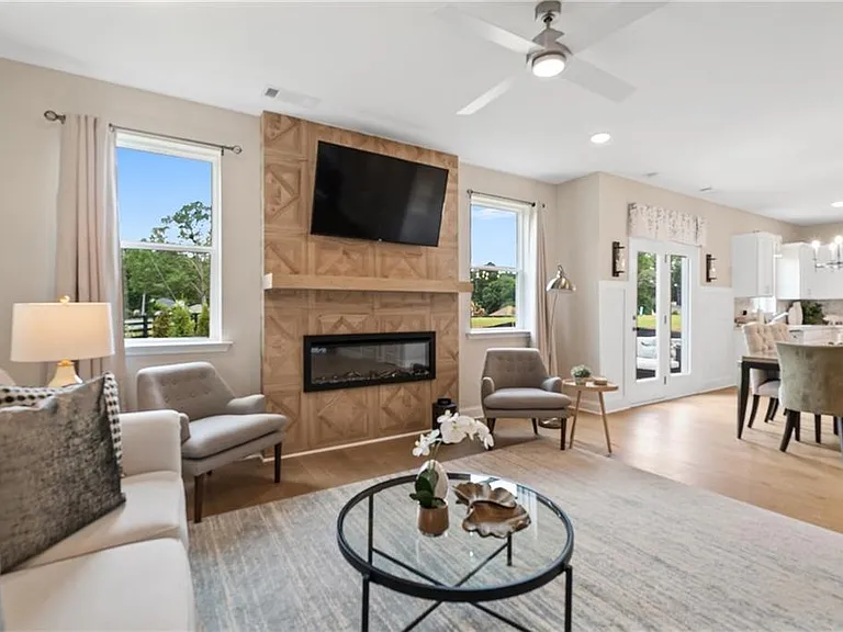 1700 Hickory Grove Rd NW — Photo 12