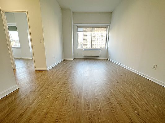 1st image of 14 W End Ave #17H