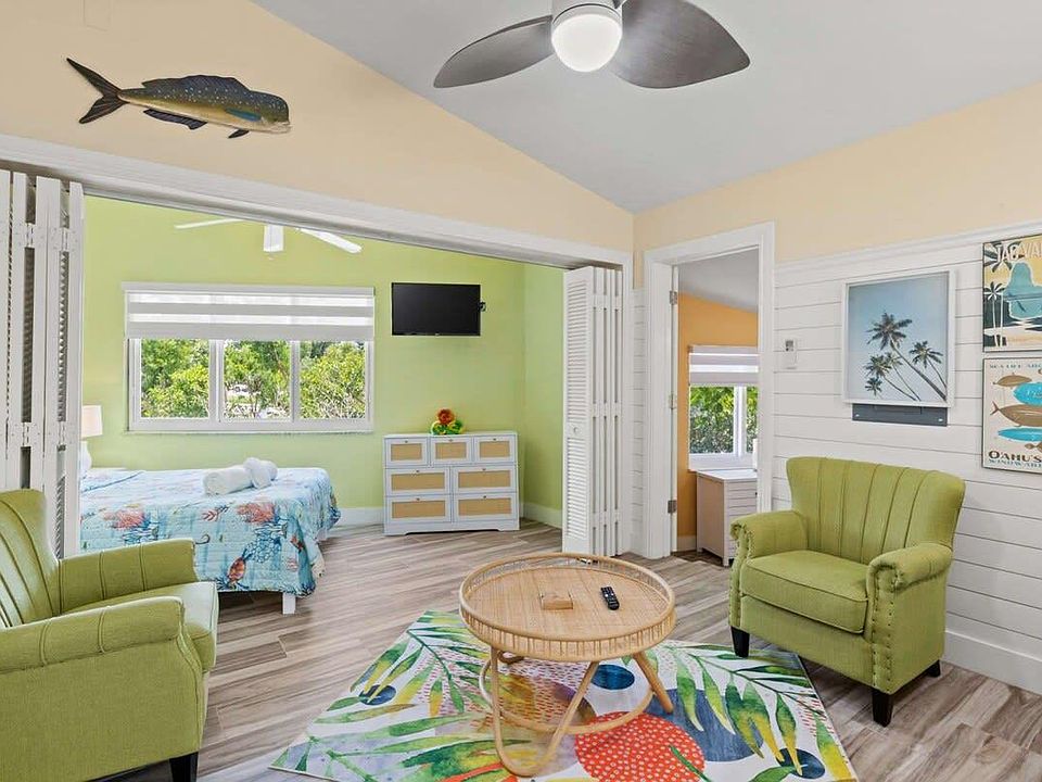 1st image of 1220 Morningside Pl