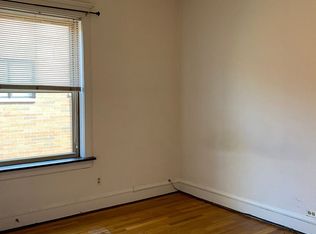 1950 W Warner Ave #2, Chicago, IL 60613