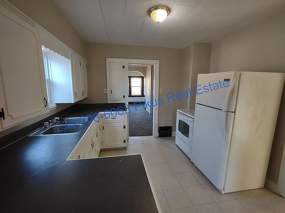 3rd image of 1254 Tonawanda Ave