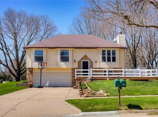 705 Gordon Ave, Norwalk, IA 50211