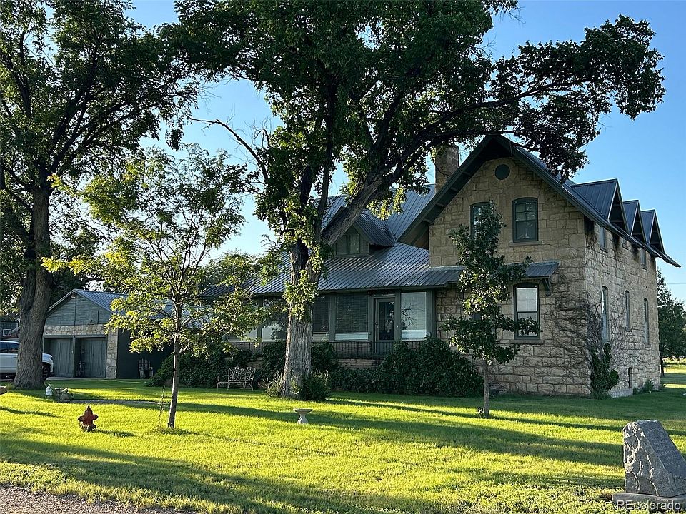 1st image of 409 W Vinson Street