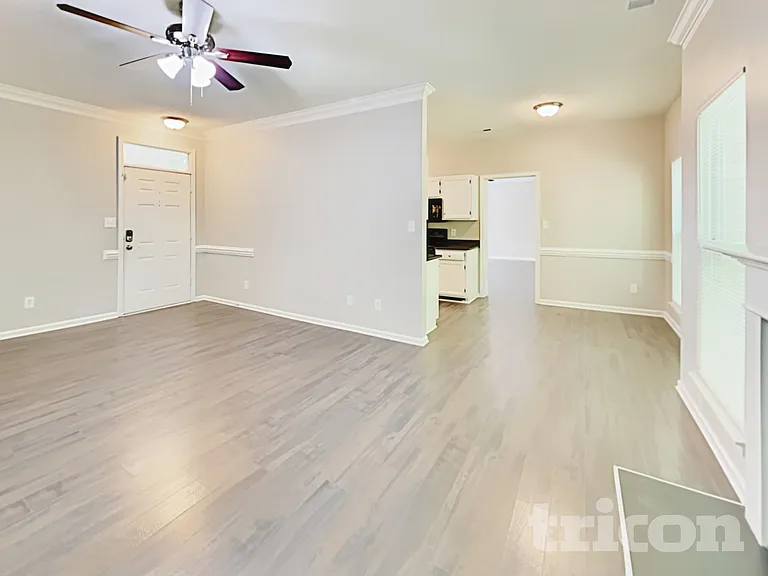 7825 Pence Pond Ln — Photo 4