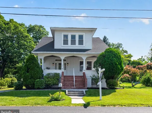 3033 Edgewood Ave, Parkville, MD 21234