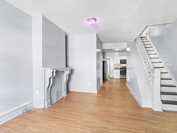 5th image of 1624 Edgley St