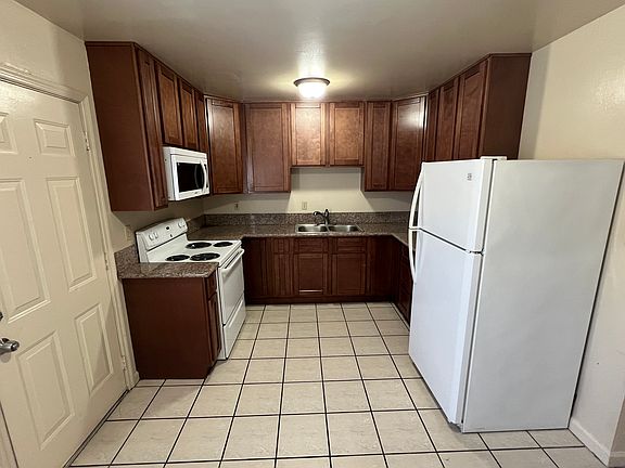 4th image of 1515 Roosevelt Ave #1513
