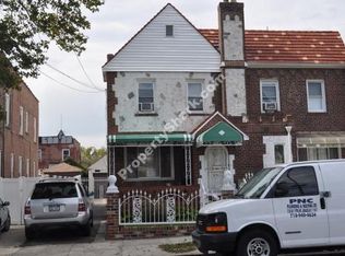 13424 230th St, Springfield Gardens, NY 11413