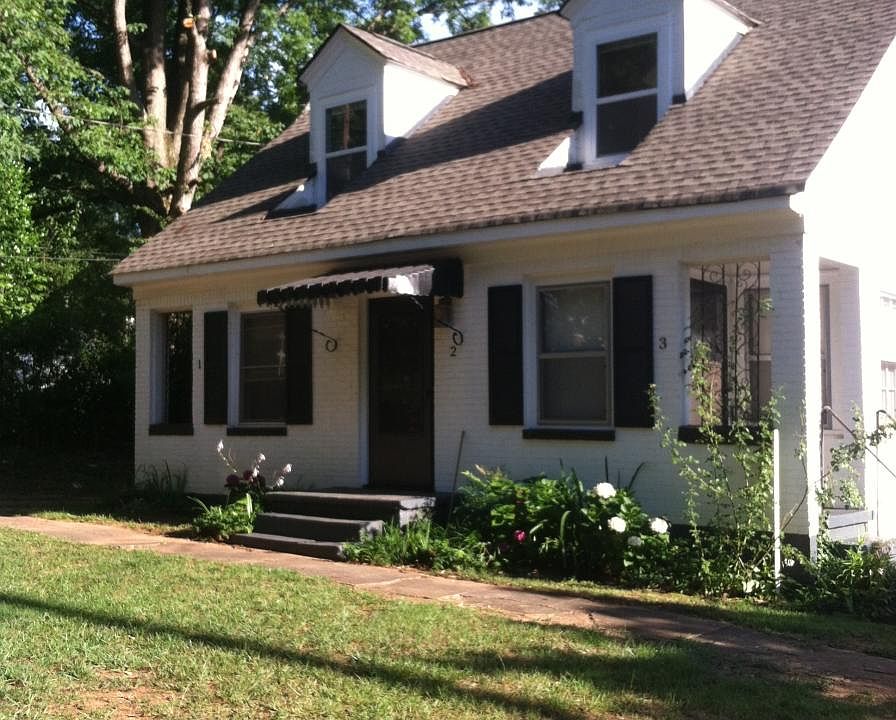 Outside of 4-plex home