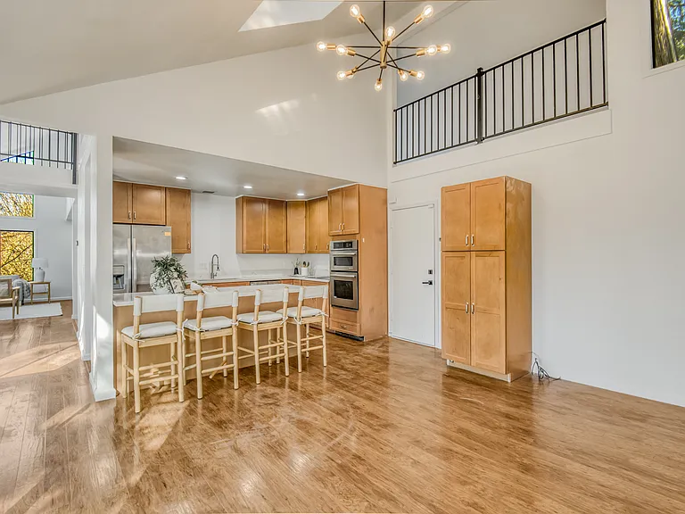 11525 SE Flavel St — Photo 7