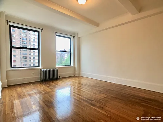 Rented by Sovereign Associates | media 3