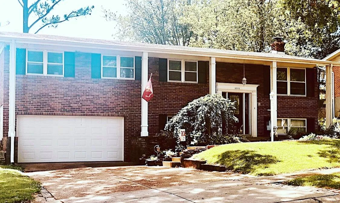 4560 Bridlewood Ter photo 1