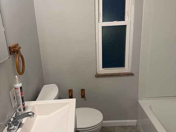 5th image of 6602 Theota Ave