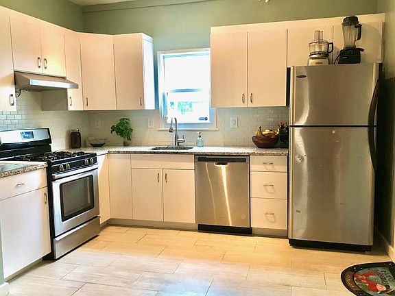 5th image of 429 McKean St