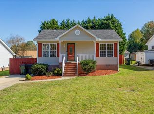 636 Queen Ann St, Burlington, NC 27217