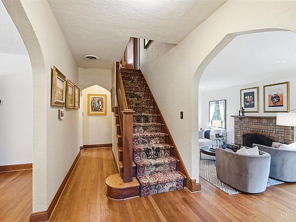 5th image of 1114 Salisbury Dr