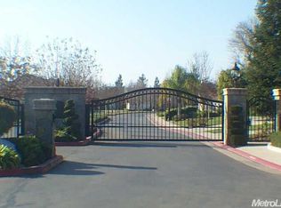 8460 Country Acres Ln, Sacramento, CA 95828