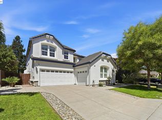 15 Vitruvius Ct, Oakley, CA 94561