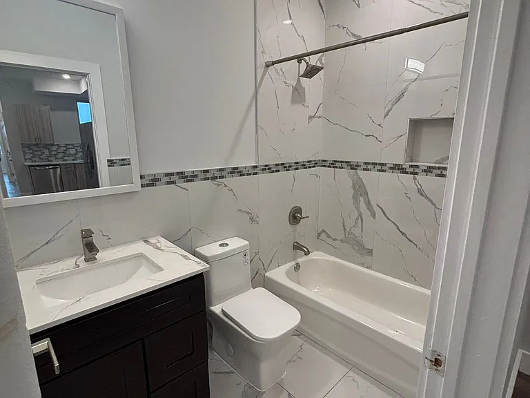 2443 N Marshall St #C3 — Photo 4