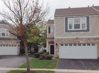 3889 Blackstone Dr, Aurora, IL 60504