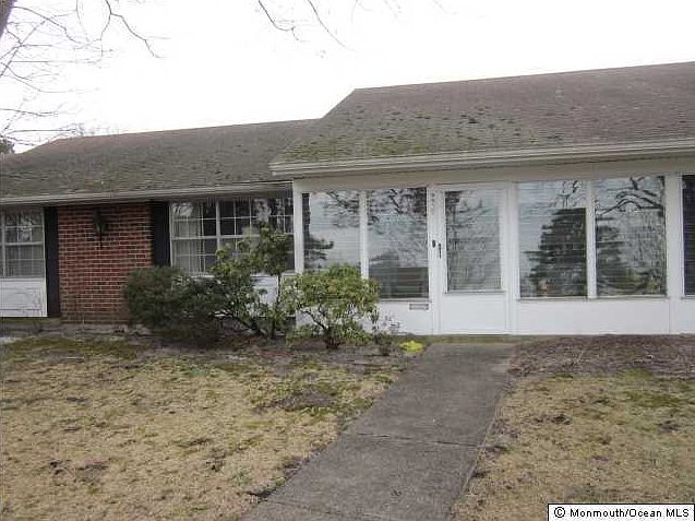 1st image of 941 Aberdeen Drive #C