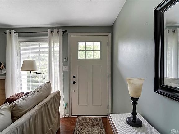 5th image of 3833 Kenwick Dr