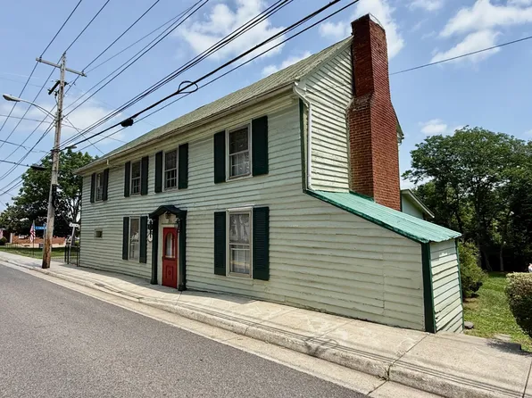 203 S Main St, Madison, VA 22727