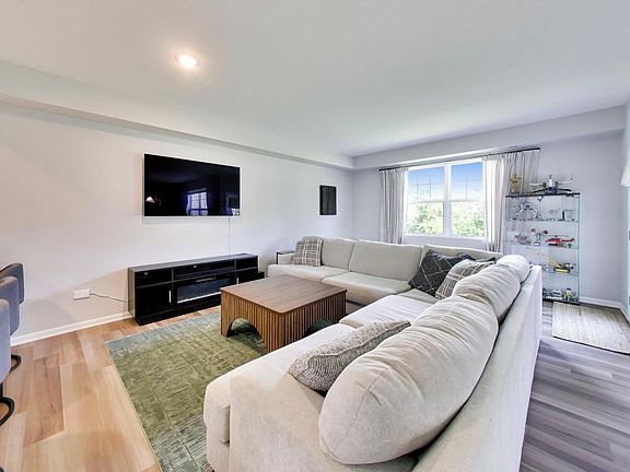 4th image of 3810 Monica Ln #5