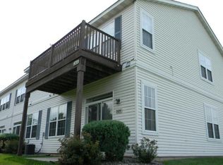 1505 Countryside Dr, Shakopee, MN 55379